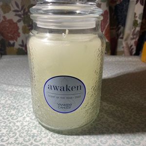 Rare - Never Lit 2020 Scent of the Year Yankee Candle ‘Awaken’ Classic Jar